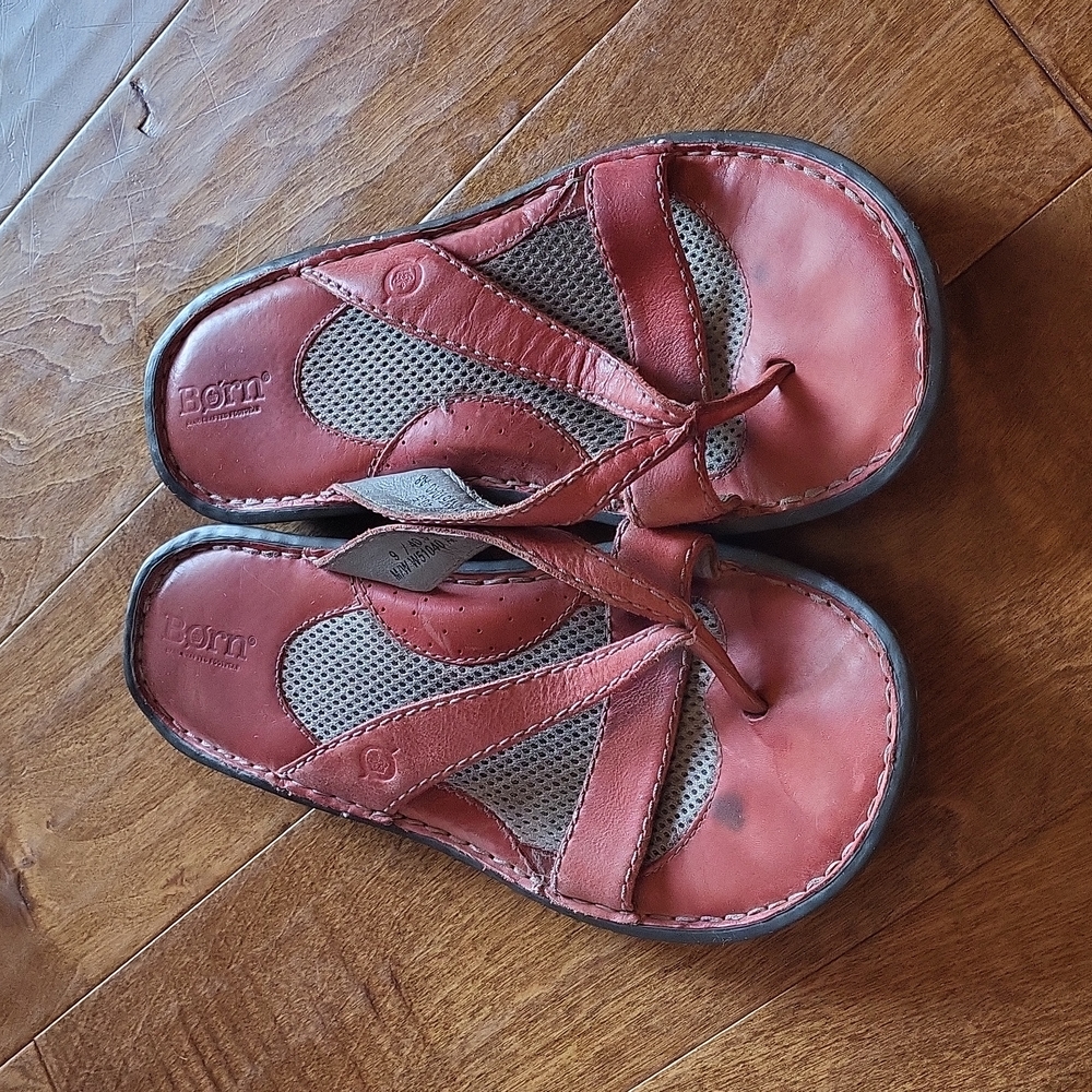 BOC Size 9 Coral Colored Sandals, Barely Worn